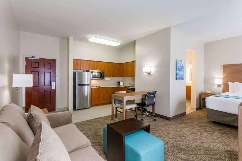 Hawthorn Extended Stay By Wyndham North Naples Habitación foto