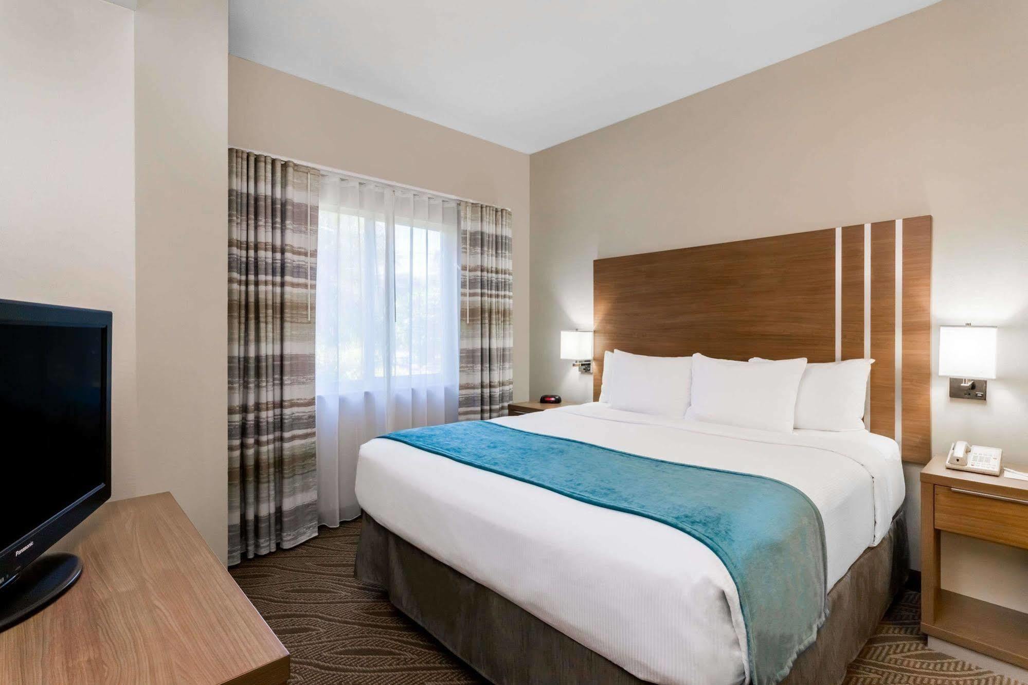 Hawthorn Extended Stay By Wyndham North Naples Exterior foto
